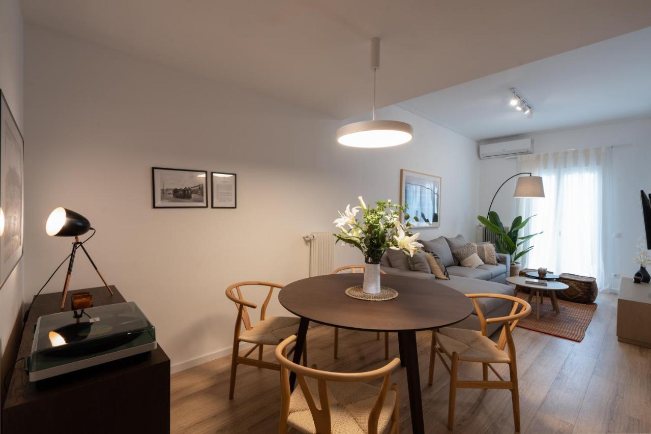 Unique 2 Bedrooms Apartment, Steps To Plaka And City Center Афины Экстерьер фото